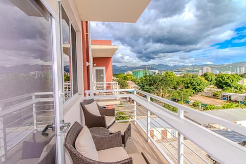 Hi-Tech Central 1BR @ Strathairn Ave New Kingston