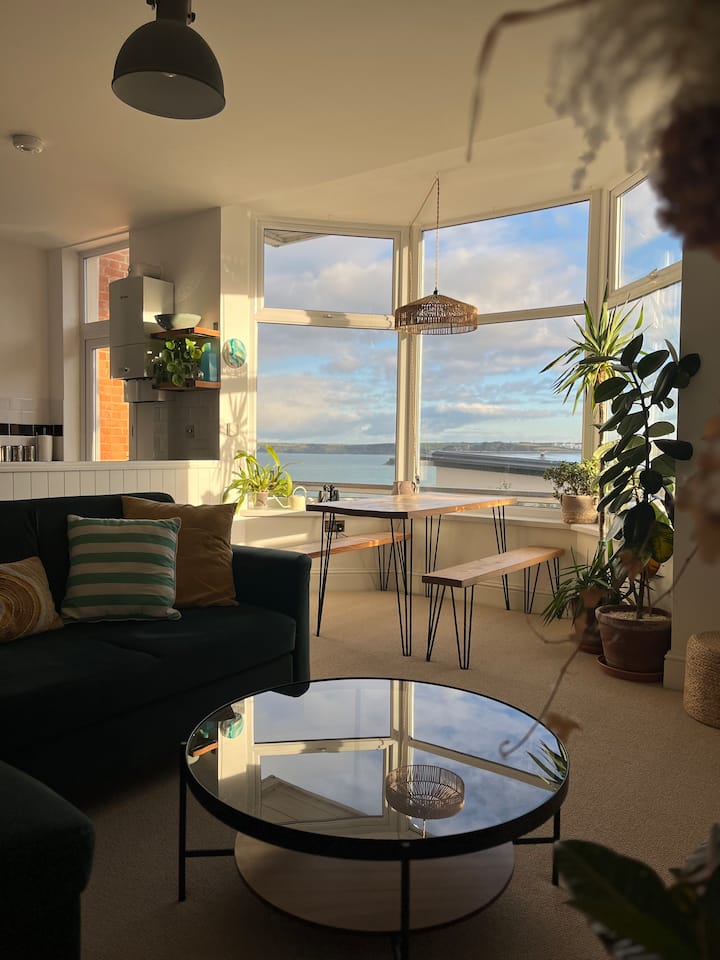 Great Western View Apartment - Balcony And Parking - Fistral Beach