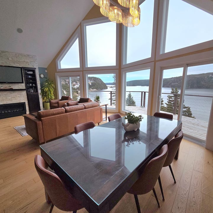 Private Oceanview Retreat | Hot Tub | Sleeps 8