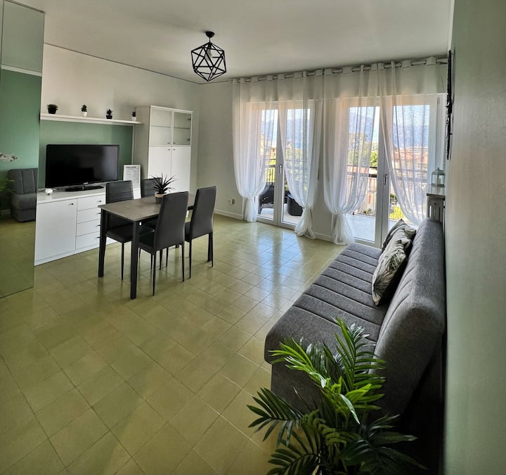 Tonoli’s Home Con Splendida Vista Lago - Garda