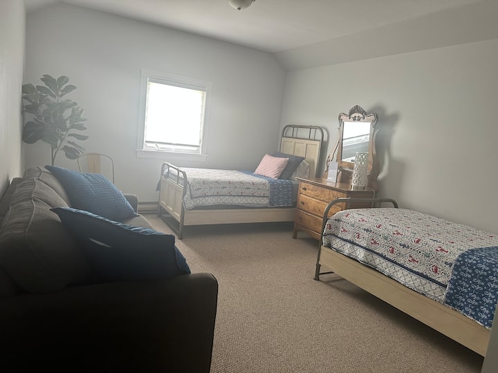 საძინებელი 4