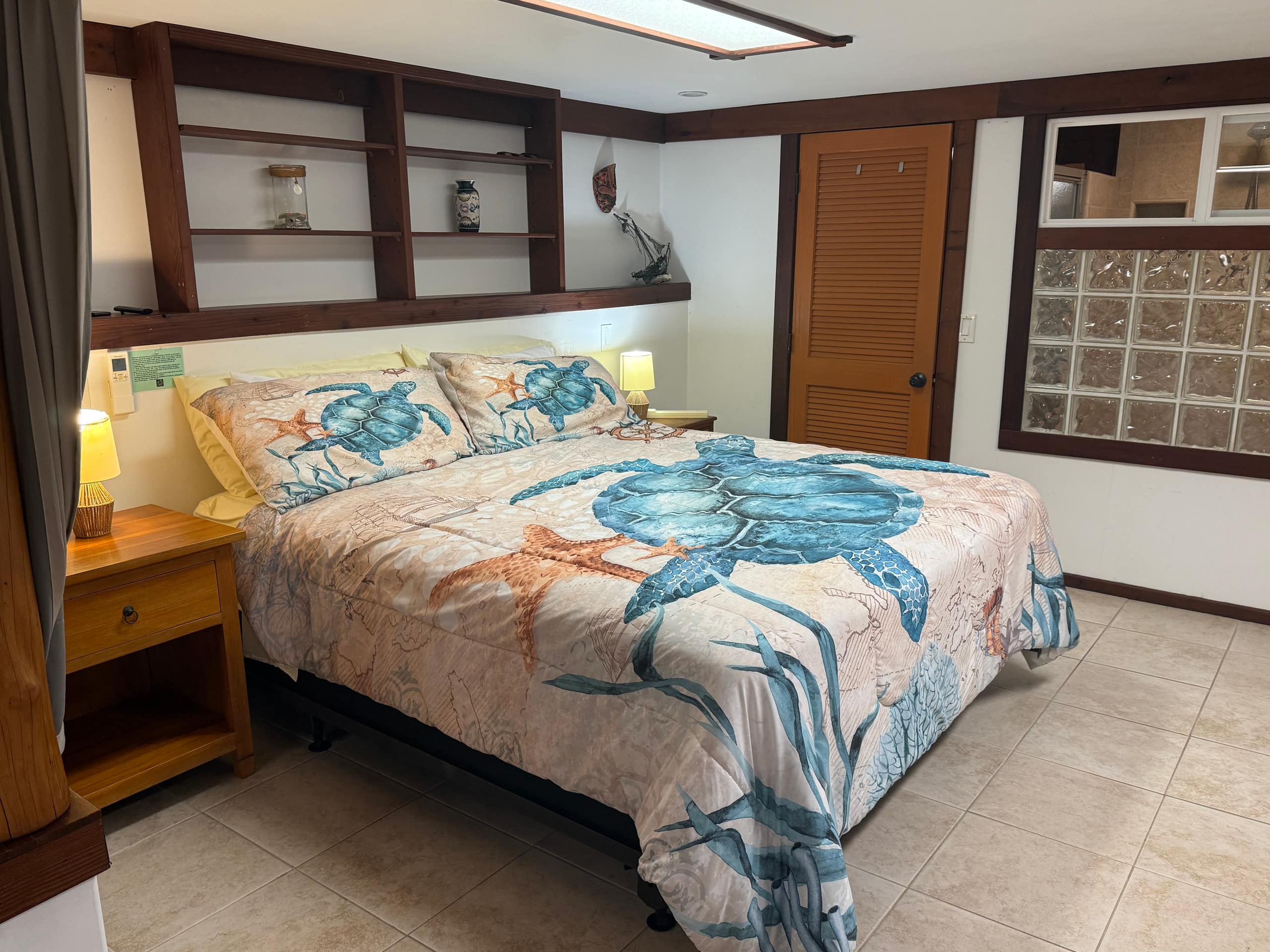 Home in Kailua-Kona · ★4.98 · 4 bedrooms · 4 beds · 3.5 baths - Image 12