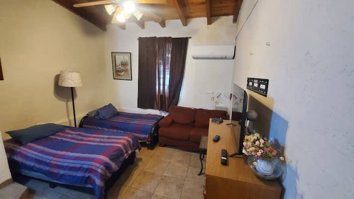 Safe,quiet, Pretty Céntric Hous 7 Beds. Best Price - Mexicali