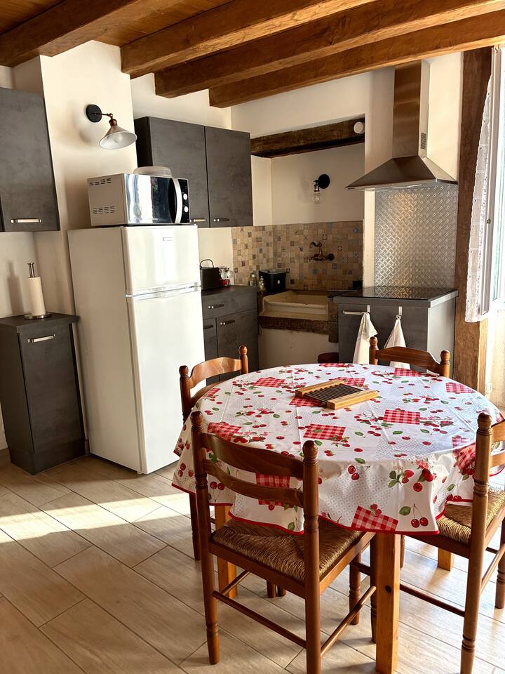 Gîte Au Fil Du Lot
Pradines : 40m2 Vue Sur Le Lot - Cahors
