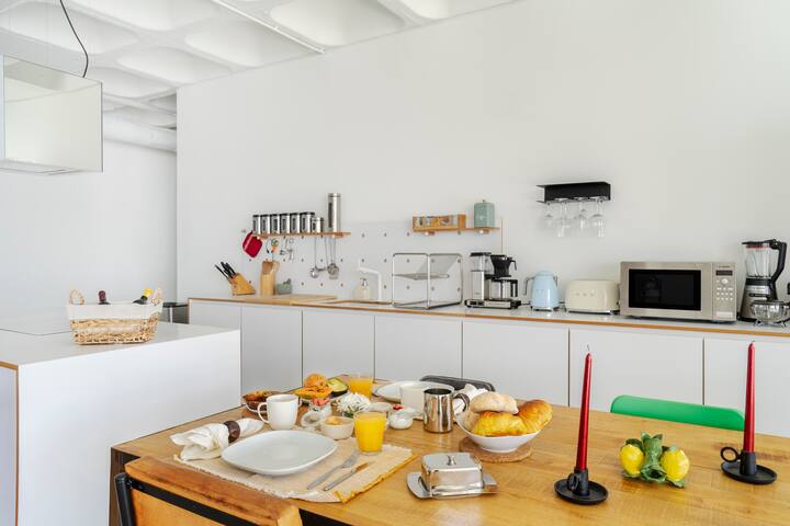 Loft espaçoso com vista deslumbrante. gallery image 2