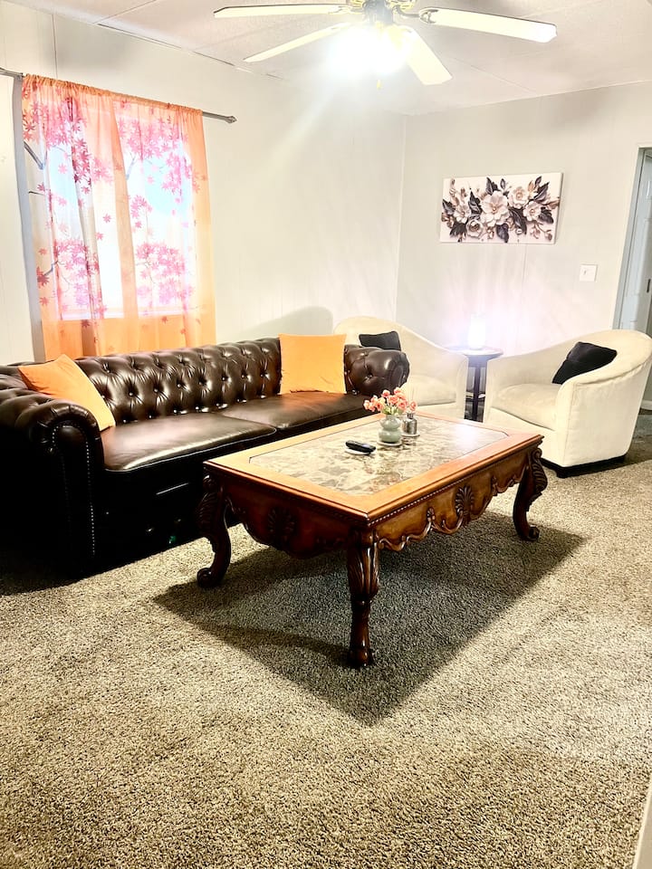 3 Bed Close To Gannon University. No Locals Pl - 이리