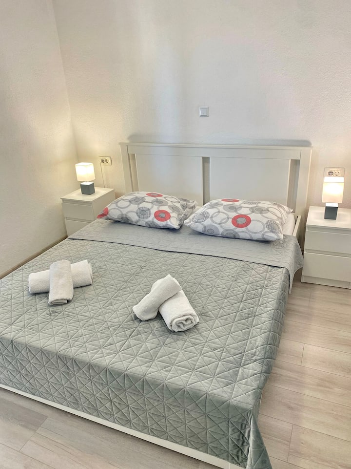 غرفة النوم 1