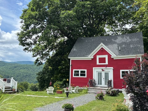 Netherwood - North Adams Guest House with Views
