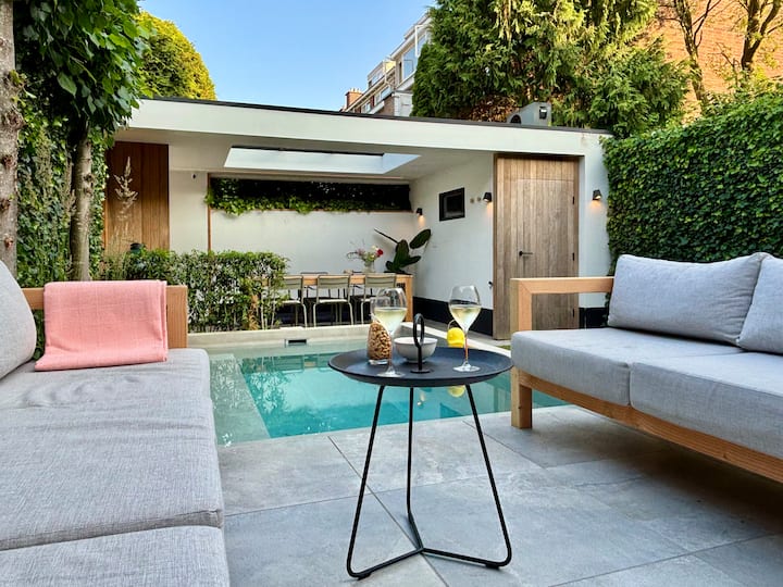 Luxury family home with private pool & Green Egg