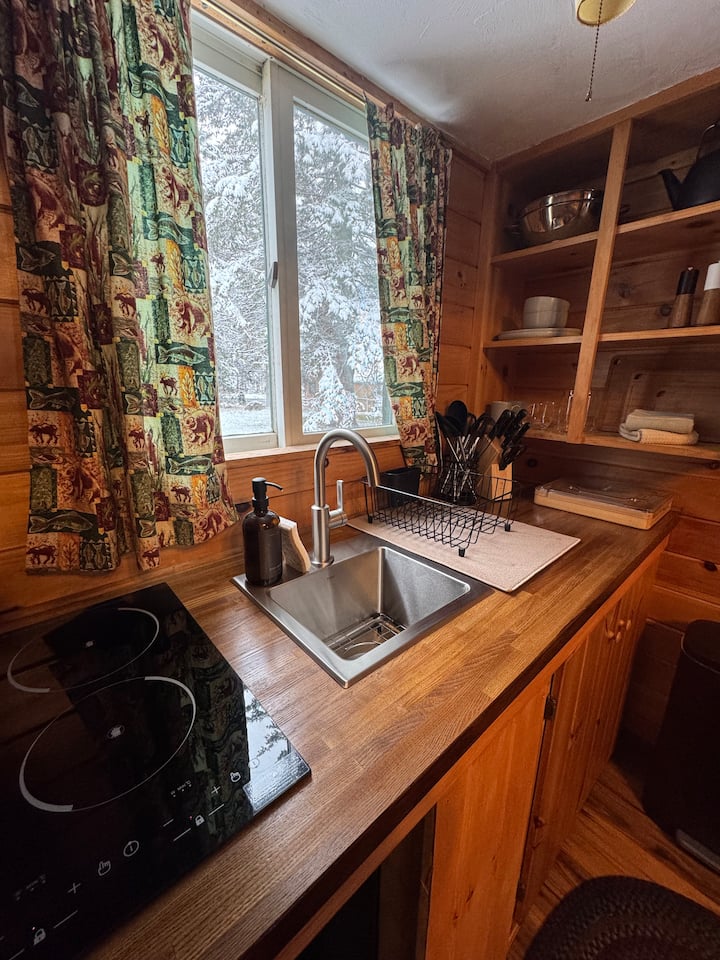 Phelps Hiker Cabin - Cliff Mountain, Lake Placid
