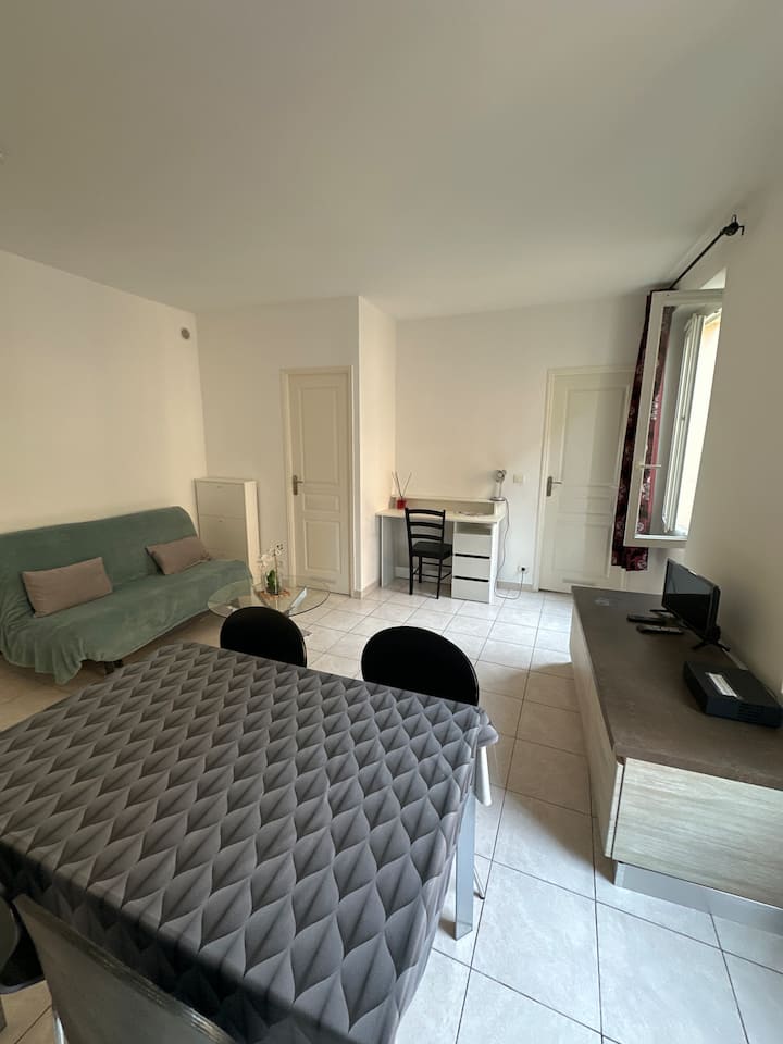Appartement Entièrement Refait Bien éQuipé - Nice