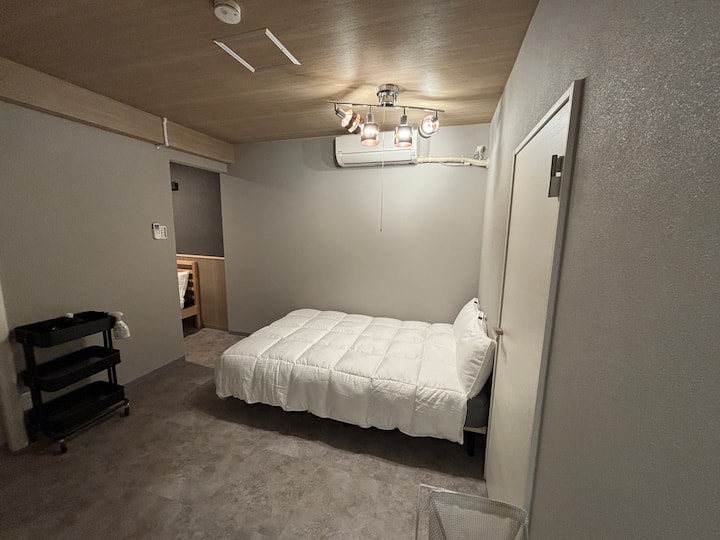 1 bedroom next door, 1 double bed