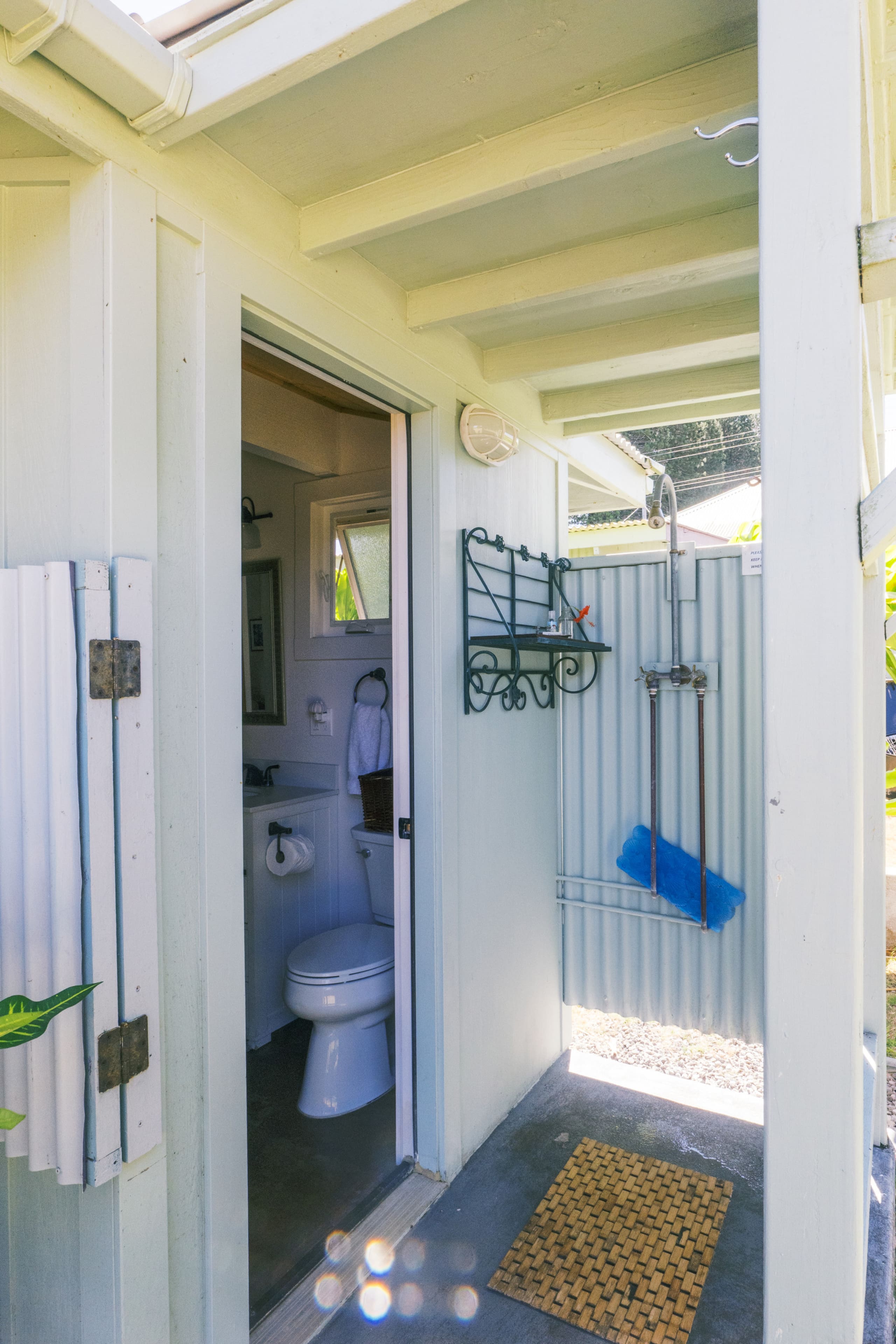 Hale Iki, new cottage in Hawi town - Photo 16