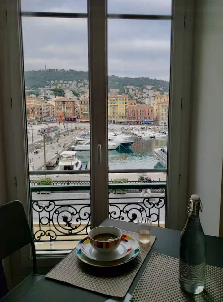Fenêtre Sur La Brise Du Port De Nice - Nizza