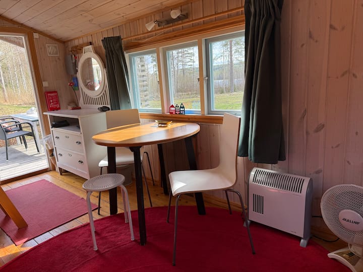 Lilla Stugdrömmen, Vid Sjön Molnbyggen. - Leksand