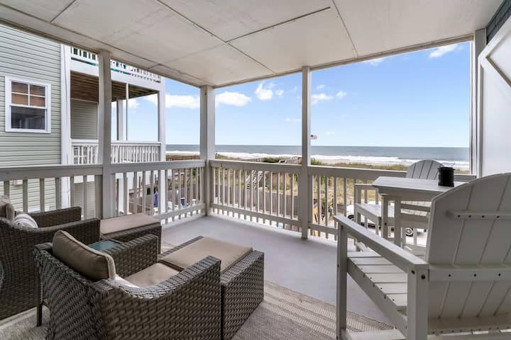 Souls In The Sand, A Beachfront Condo - Carolina Beach, NC