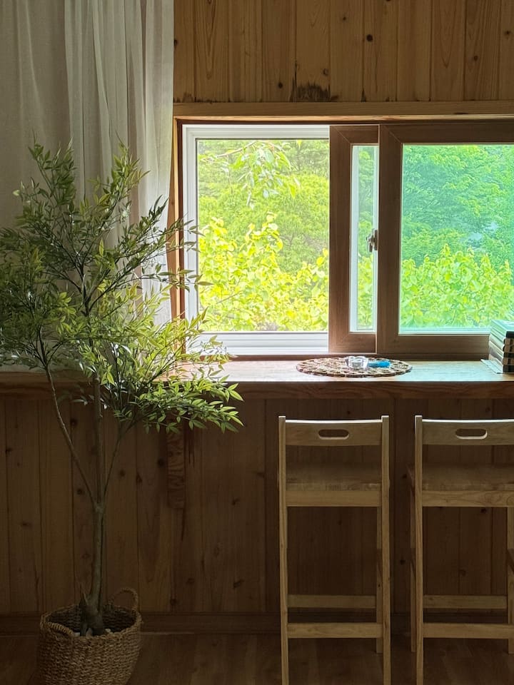 지리산힐링펜션_물소리방 - 산청군
