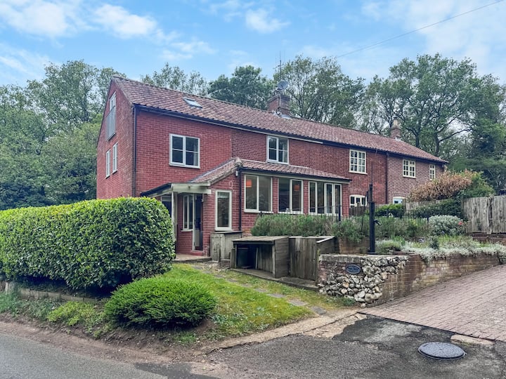 Elesa Cottage - Norfolk