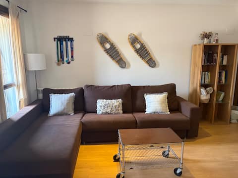 Airbnb con mejor rendimiento: Cozy house with views in Tramacastilla de Tena en Sallent De Gállego