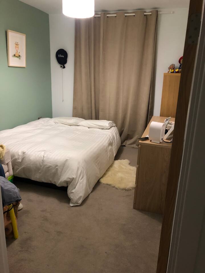 غرفة النوم 2