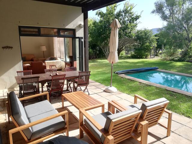 Kenrock meadows Hout Bay gallery image 2