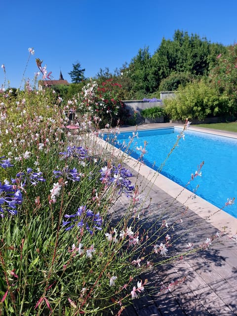 L'Ardèchou, beautiful quiet cottage with jacuzzi