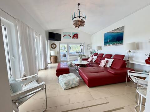 Top Airbnb: Villa Katja with private pool in Vilanija