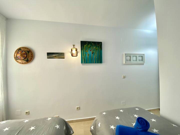 غرفة النوم 2