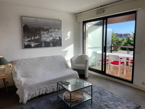 Successful Airbnb property: Triplex in Deauville - A Stone's Throw from the Beach in Tourgéville
