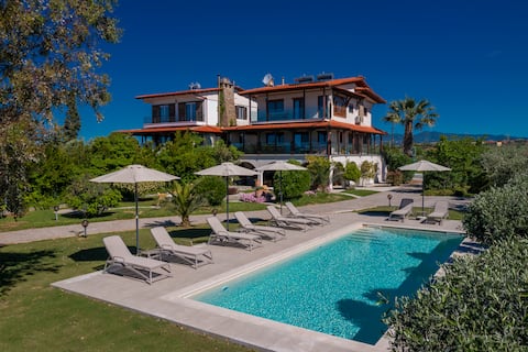 Windmill Villa in Halkidiki, beachfront with pool