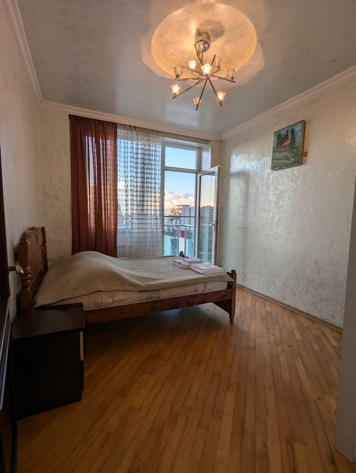 Спалня 3