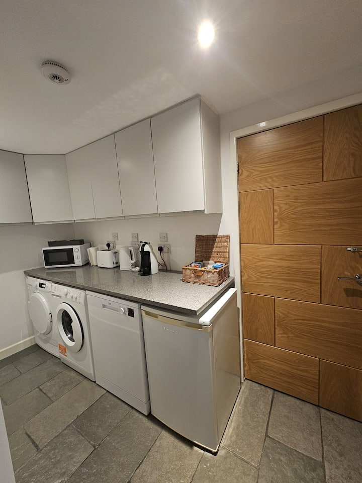 ‘Thistle-doo’ Self Contained Annex - Rochdale