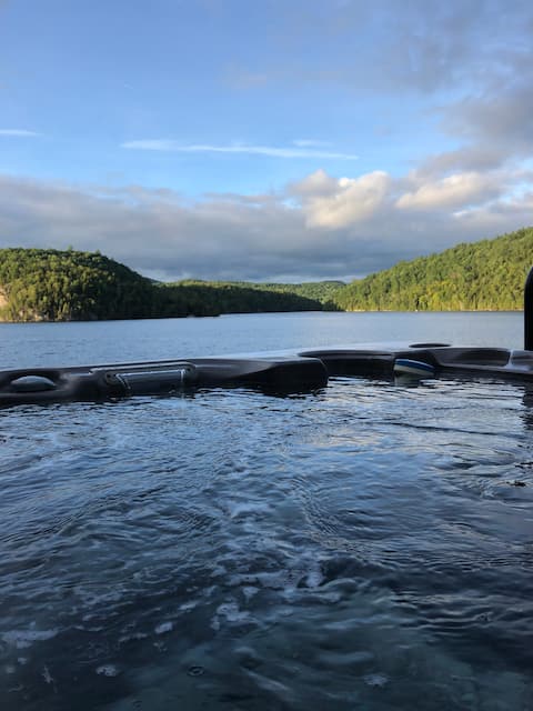 Lakehouse Paradise