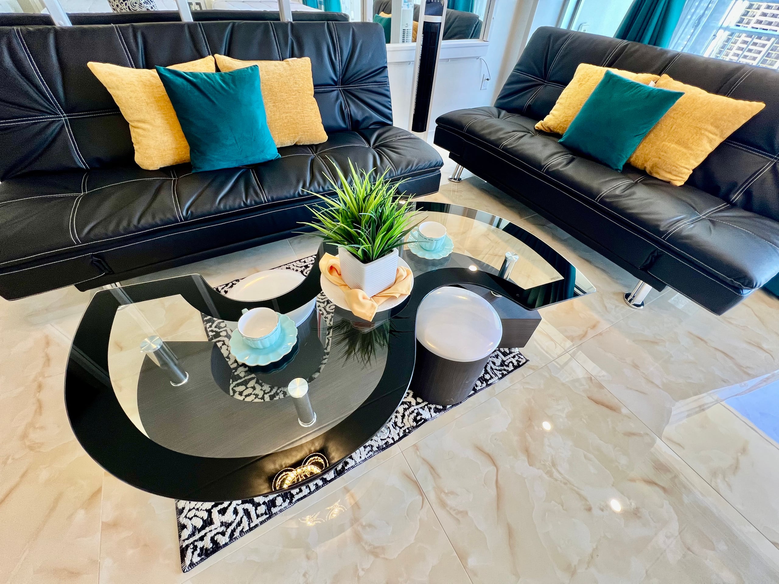 Condo in Honolulu · ★4.92 · 1 bedroom · 3 beds · 1 bath - Image 22