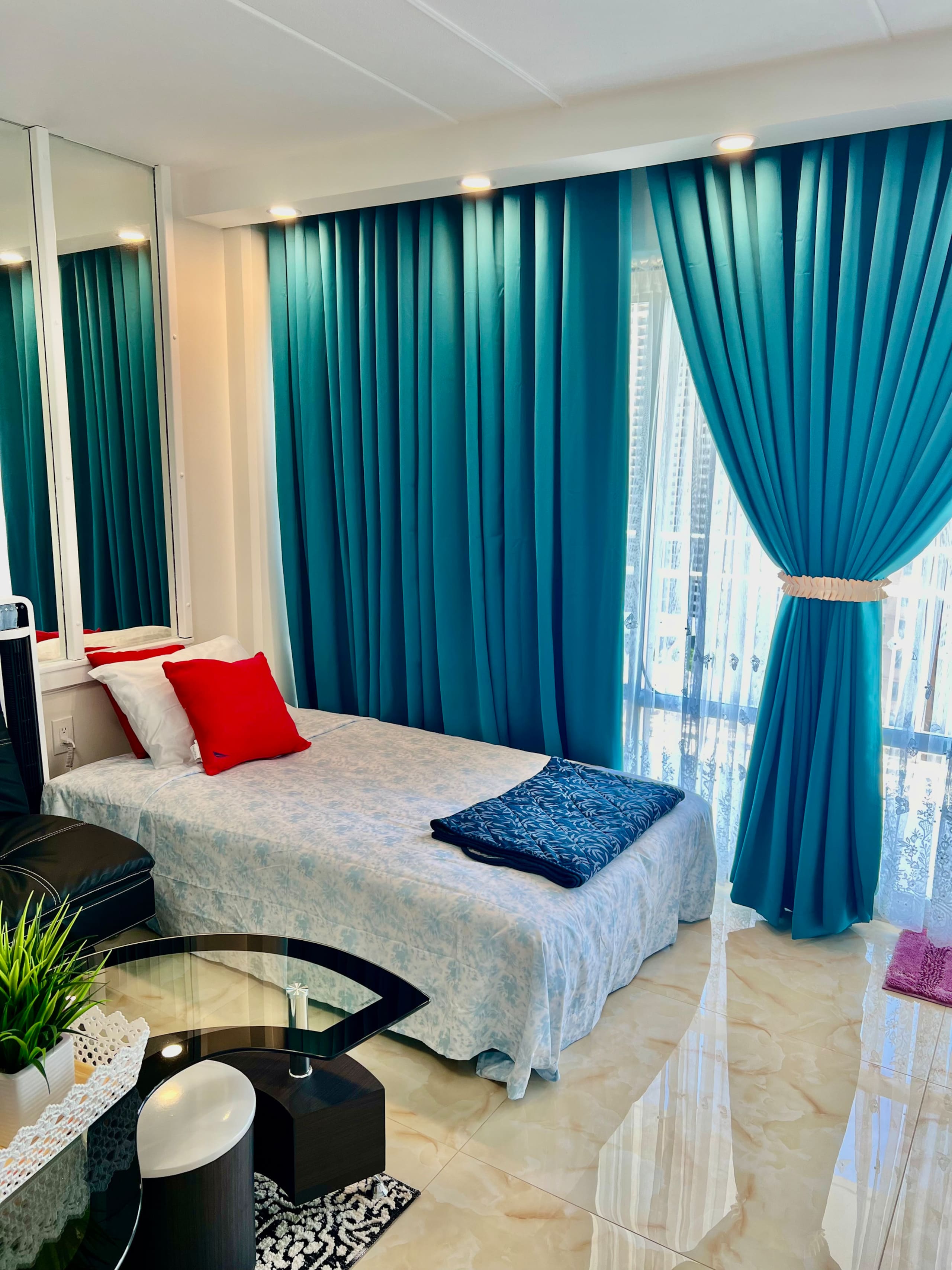 Condo in Honolulu · ★4.92 · 1 bedroom · 3 beds · 1 bath - Image 20