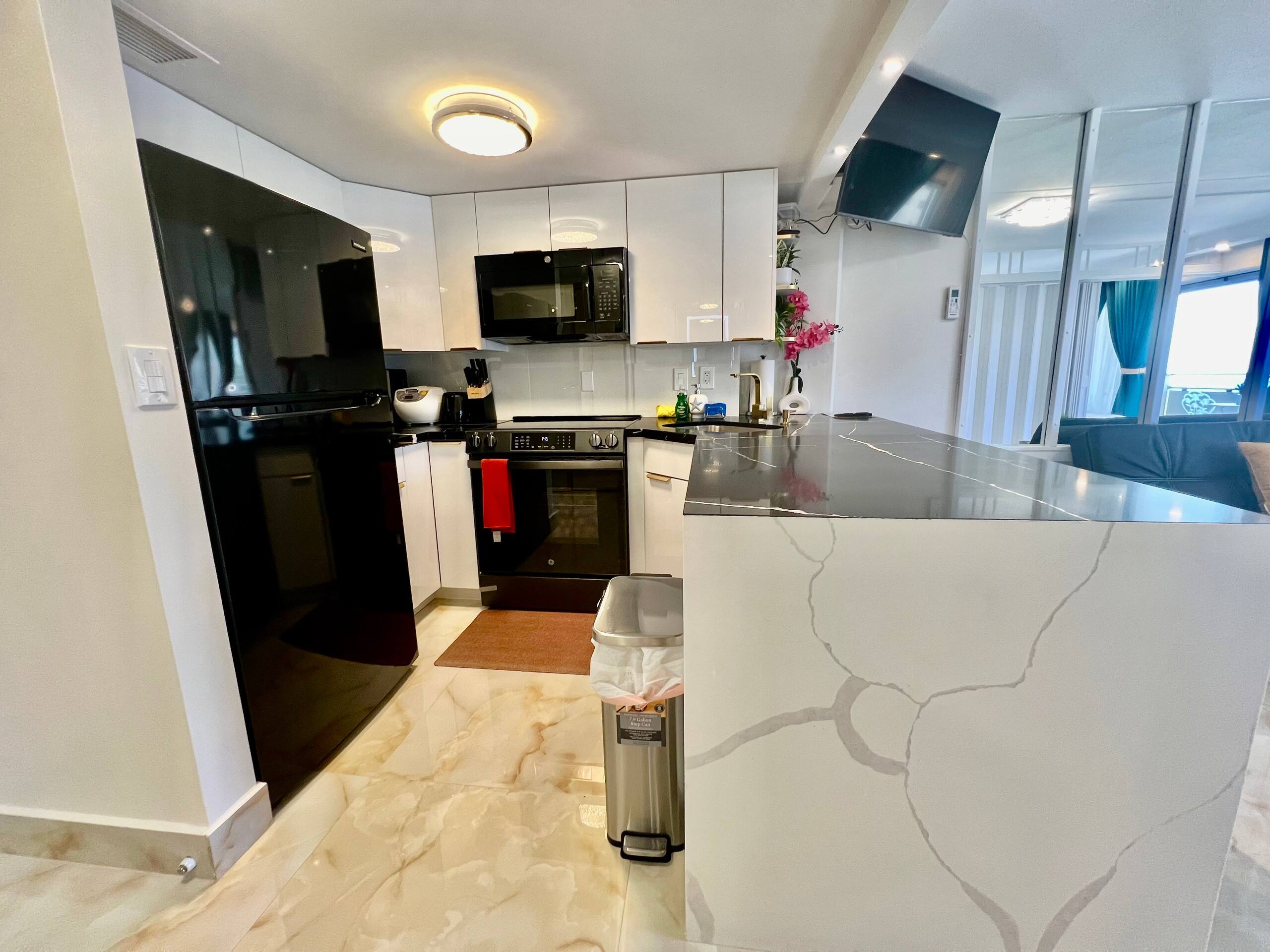 Condo in Honolulu · ★4.92 · 1 bedroom · 3 beds · 1 bath - Image 64