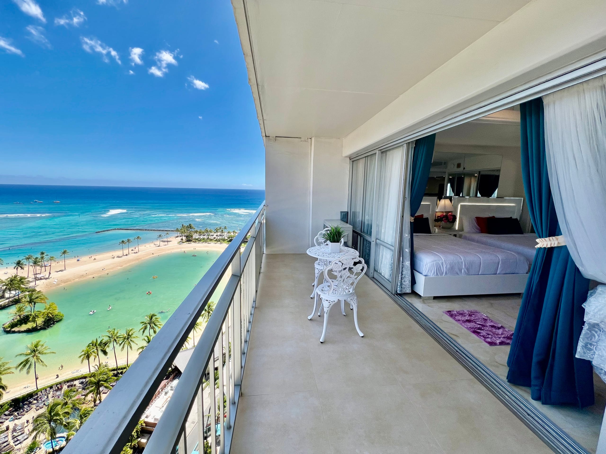 Condo in Honolulu · ★4.92 · 1 bedroom · 3 beds · 1 bath - Image 61