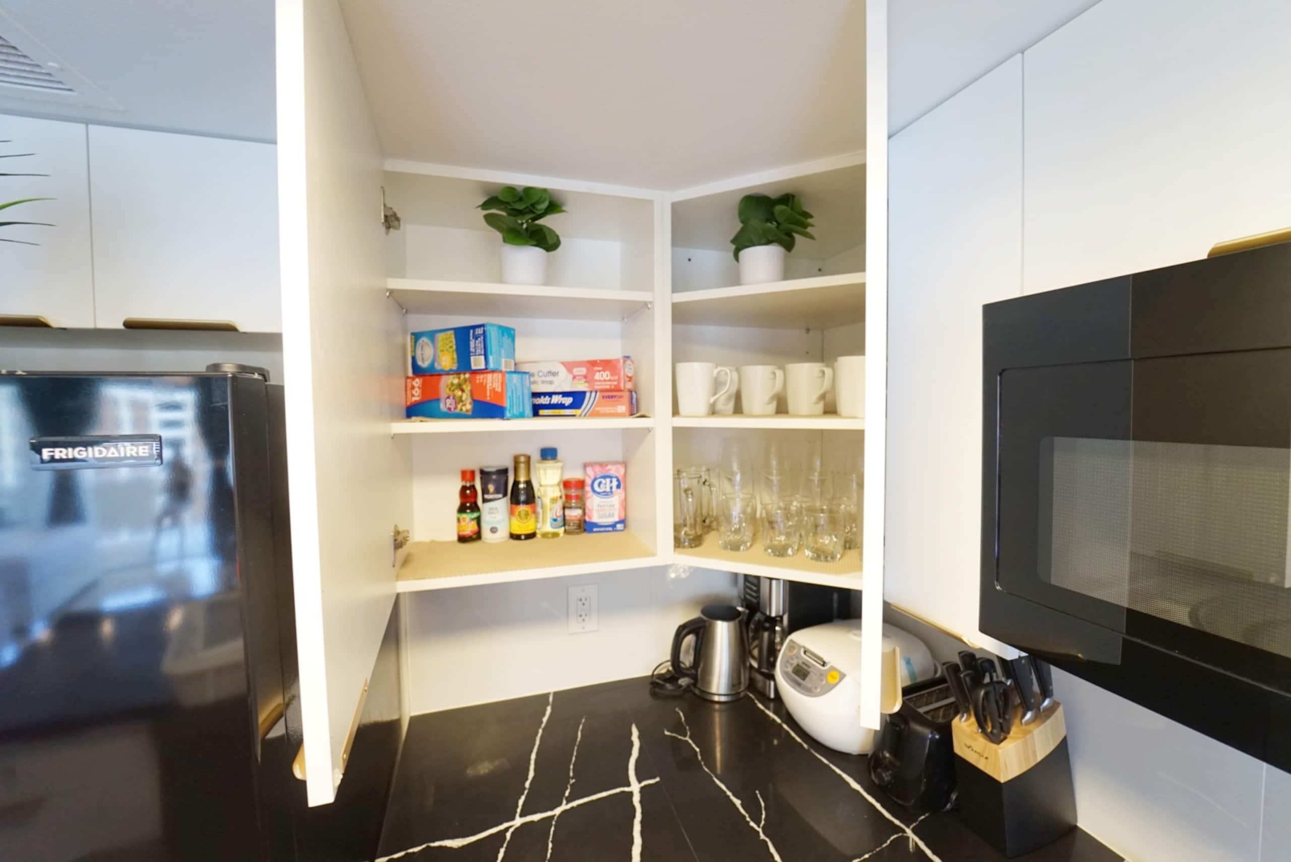 Condo in Honolulu · ★4.92 · 1 bedroom · 3 beds · 1 bath - Image 34