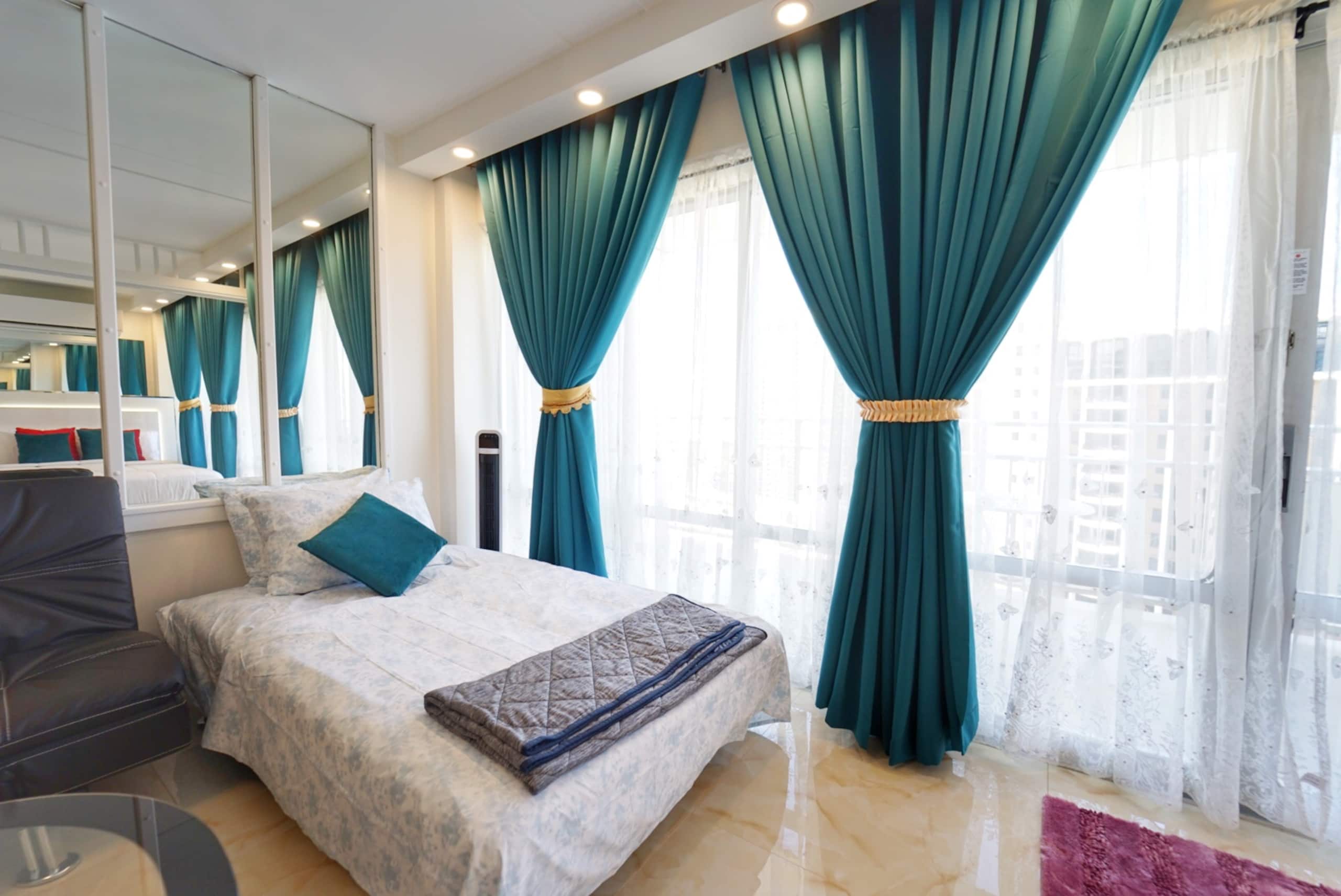 Condo in Honolulu · ★4.92 · 1 bedroom · 3 beds · 1 bath - Image 5
