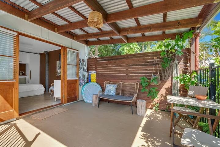 Alkadema @ Moffat gallery image 5