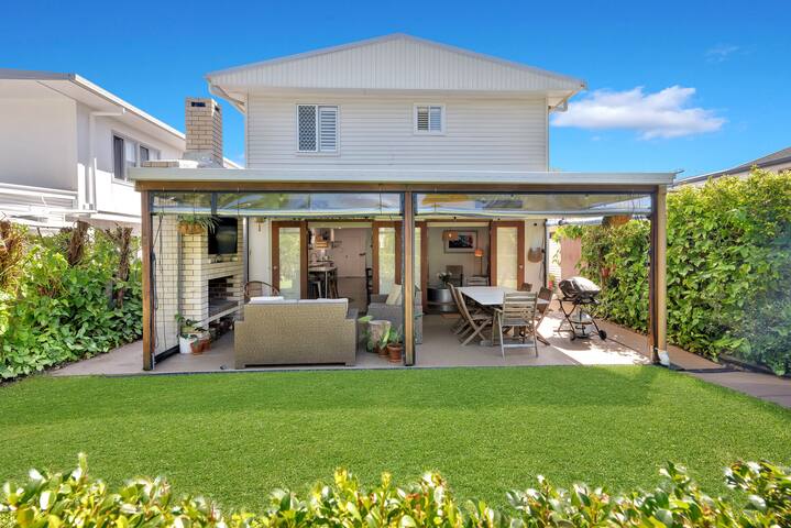 Alkadema @ Moffat gallery image 2