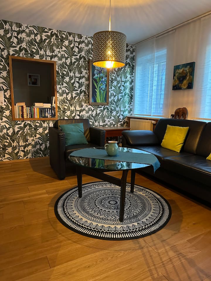Schöne Ferienwohnung In Künstlerhaus In St. Johann - Bad Urach