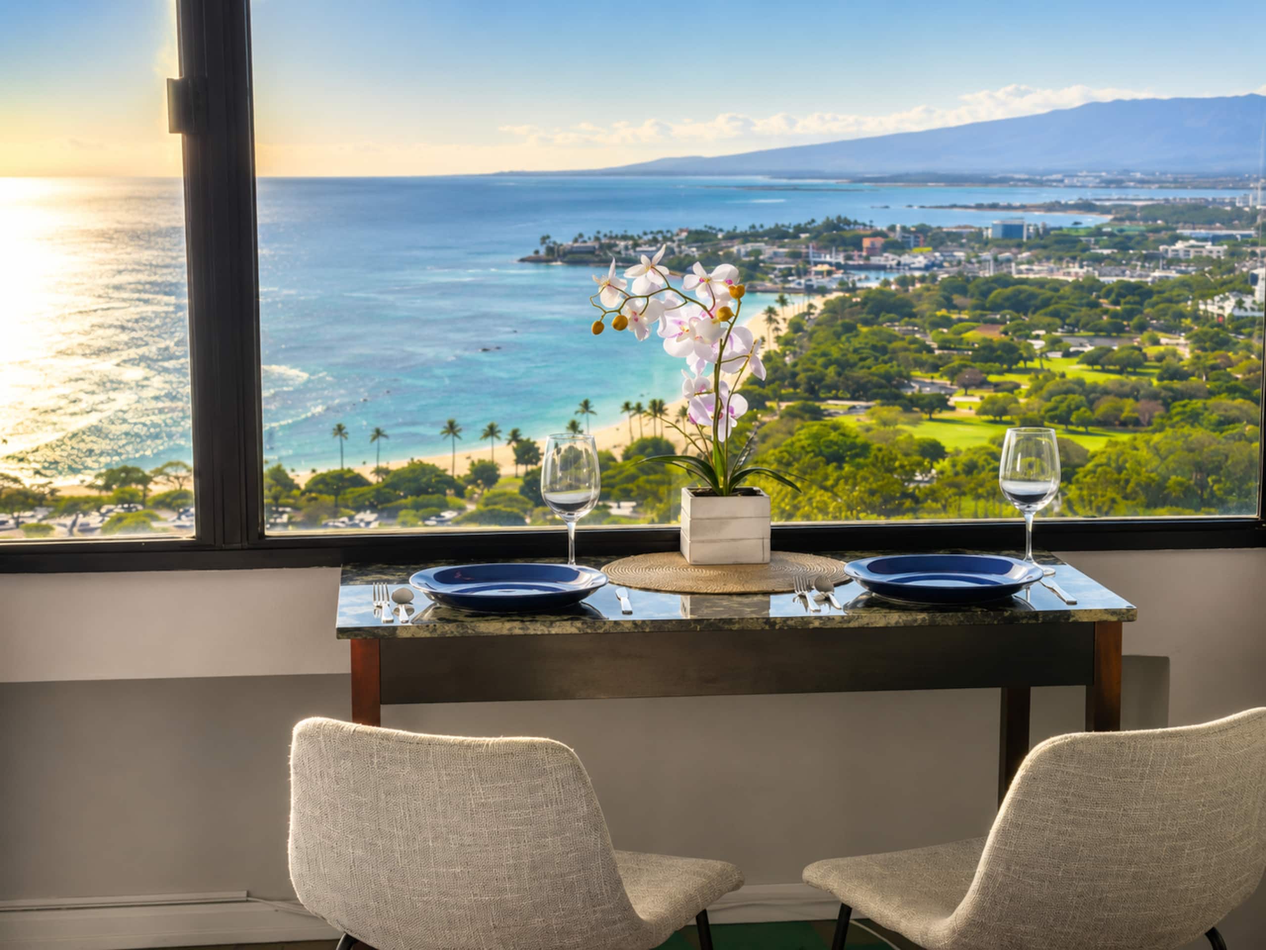 Condo in Honolulu · ★4.9 · 1 bedroom · 2 beds · 1 bath - Image 1