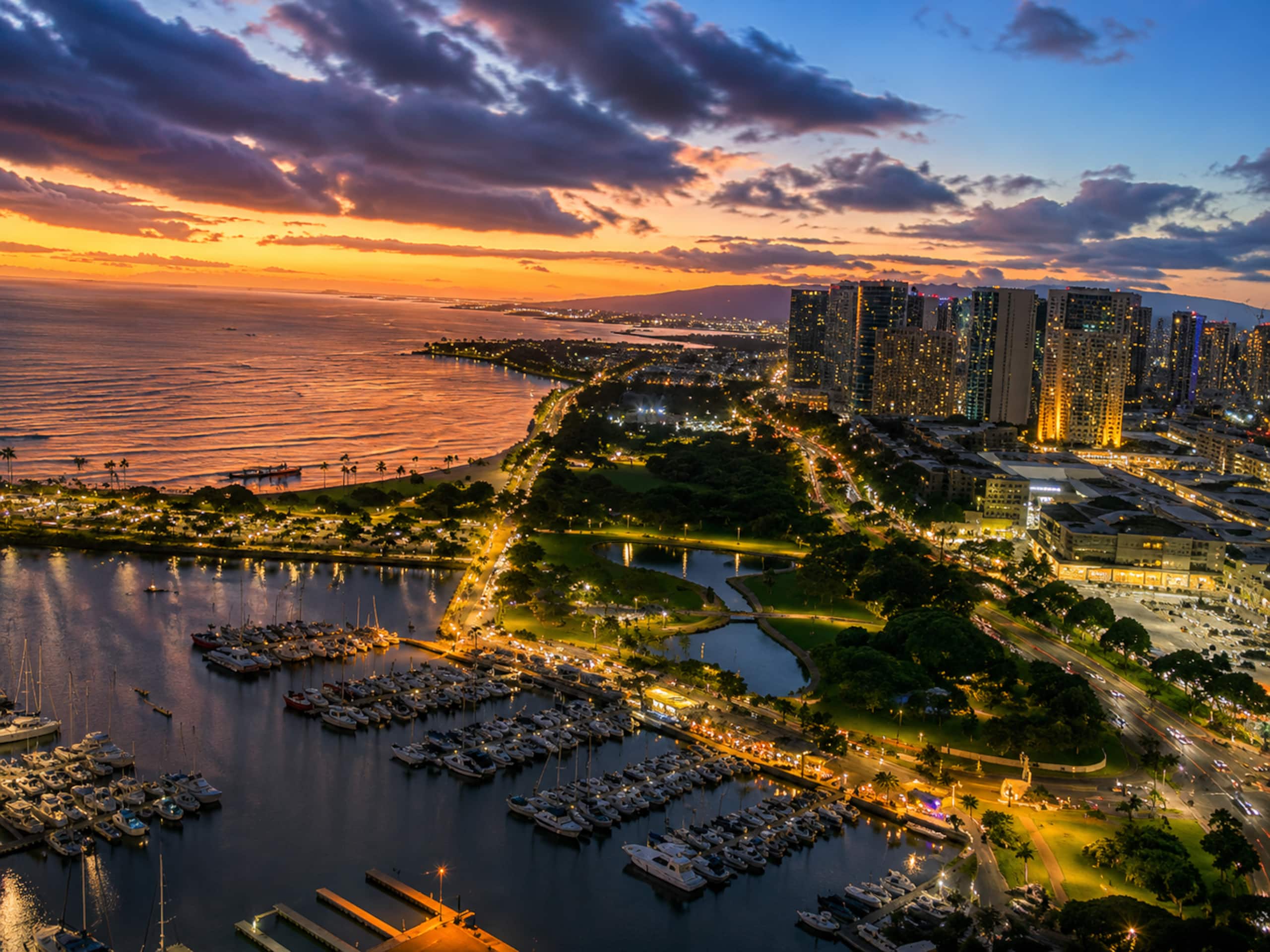 Condo in Honolulu · ★4.9 · 1 bedroom · 2 beds · 1 bath - Image 4