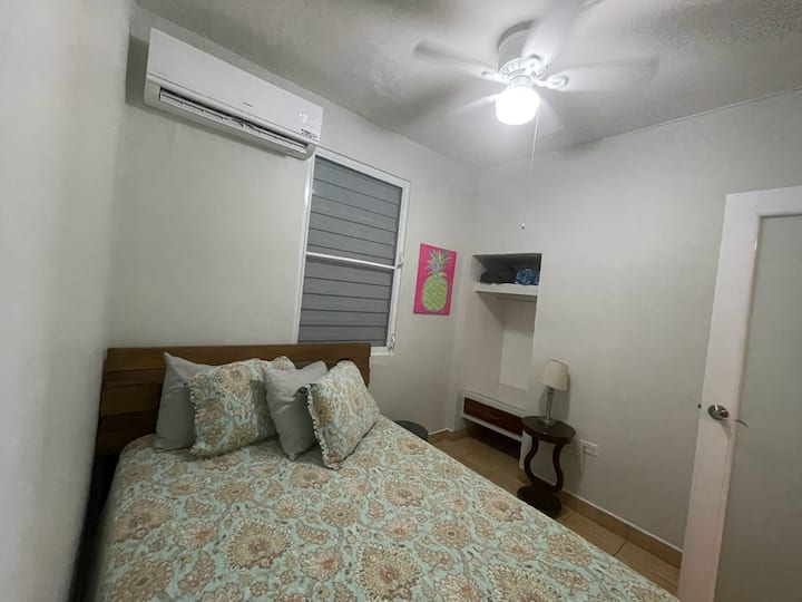 Una cama matrimonial 