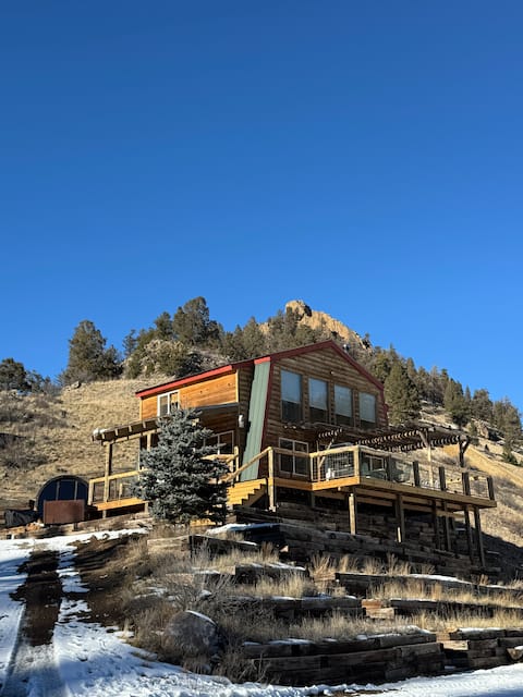 𓃗 94 Creekside clean cabin on private creek access