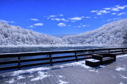 Bella Vista  River House 🌅