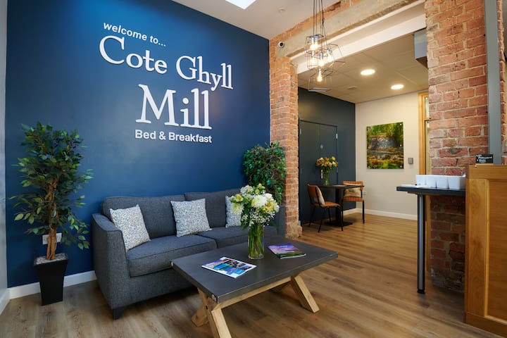 Cote Ghyll Mill B&b King Room (King & 1 Single) - Osmotherley