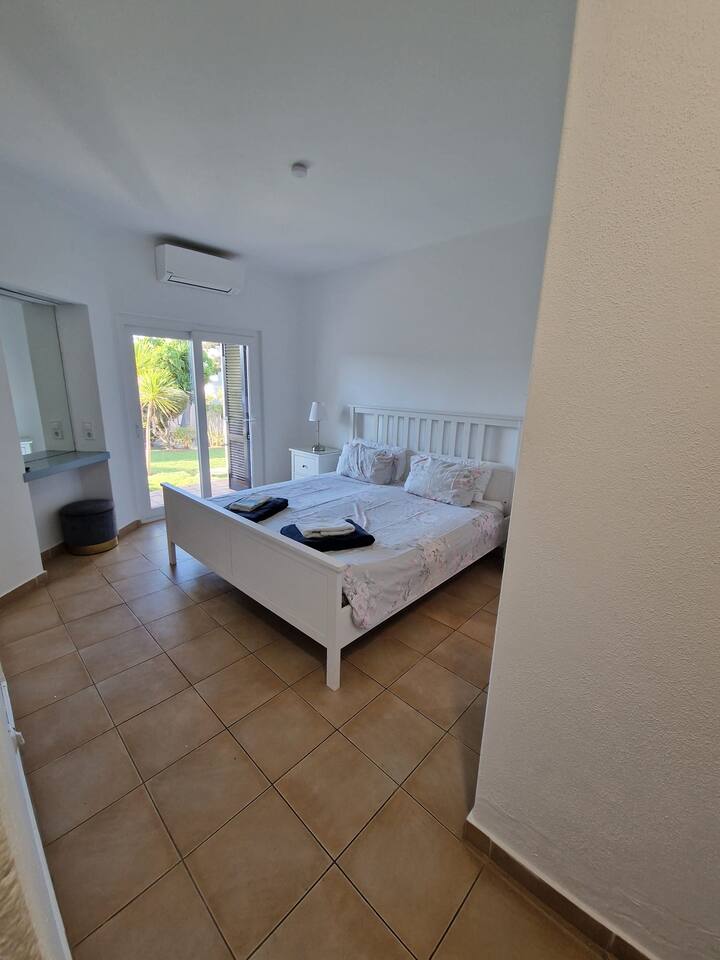 غرفة النوم 1