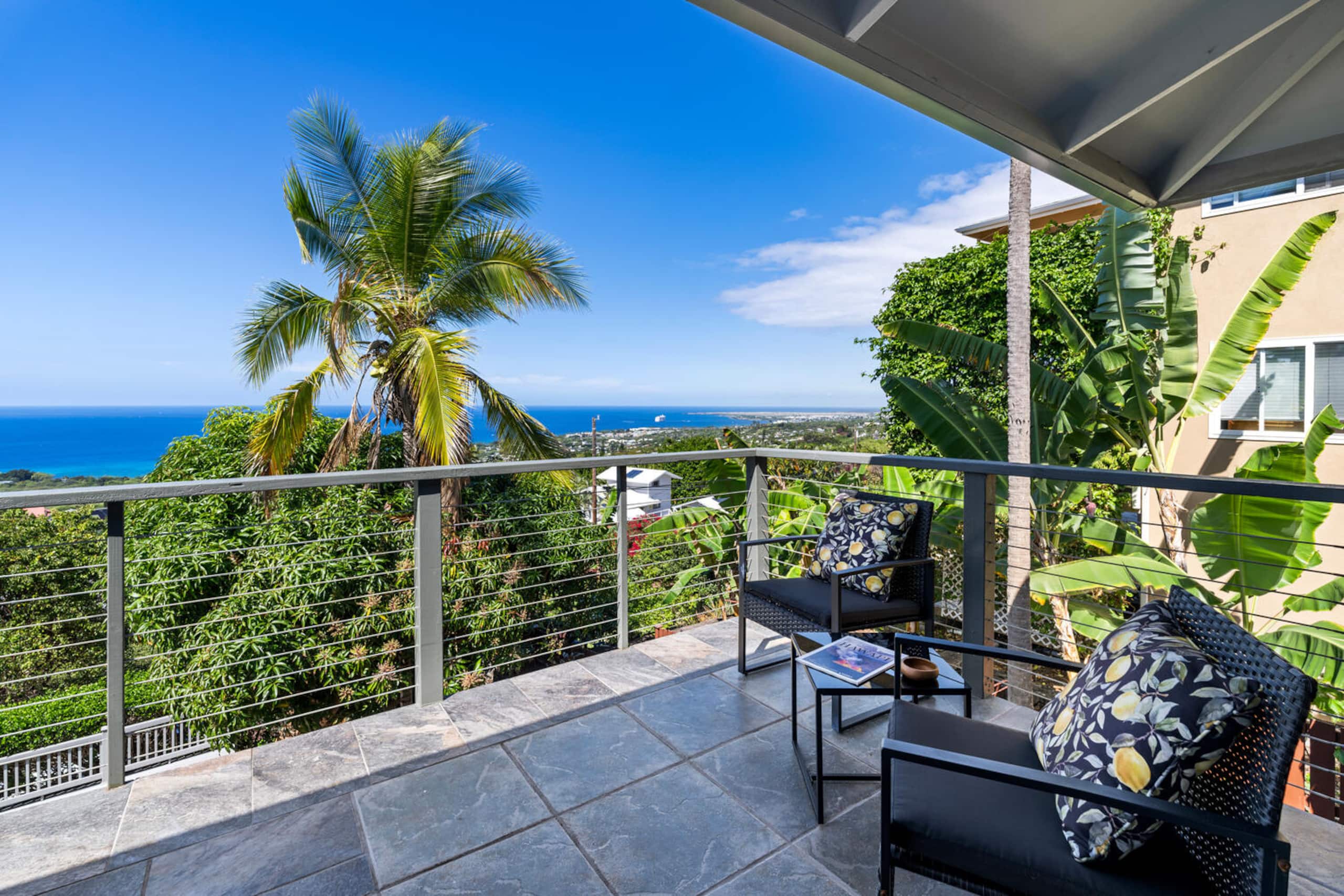 Home in Kailua-Kona · ★4.94 · 4 bedrooms · 5 beds · 3 baths - Image 49
